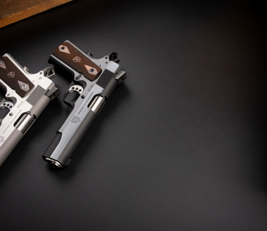 La Springfield Armory Garrison s’accorcia La Springfield Armory Garrison s’accorcia