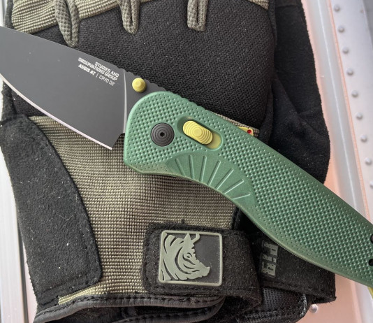 Coltelli made in Usa: Sog Aegis At, chiudibile per l’outdoor Coltelli made in Usa, Sog Aegis At, chiudibile per l’outdoor