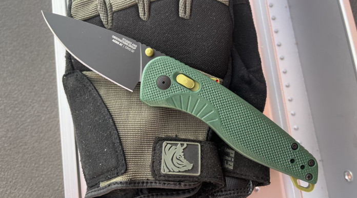 Coltelli made in Usa, Sog Aegis At, chiudibile per l’outdoor