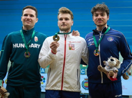 Coppa del mondo di tiro 10 metri: l’Italia chiude con un bronzo Coppa del mondo di tiro metri l’Italia chiude con un bronzo - podio della gara maschile di carabina con Edoardo Bonazzi