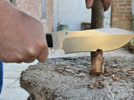 Fox Rimor, il gigante buono tra i coltelli da bushcraft Fox Rimor, il gigante buono tra i coltelli da bushcraft