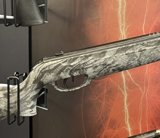 Eos 2024 – Gamo Shadow 1000 F, più aggressiva con calciatura Tiger Grey Gamo Shadow 1000 F