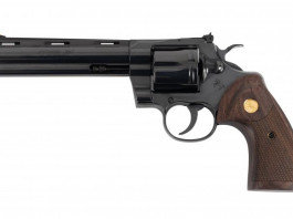 I revolver Colt Python ora anche con la finitura bluizzata I revolver Colt Python ora anche con la finitura bluizzata