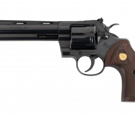I revolver Colt Python ora anche con la finitura bluizzata I revolver Colt Python ora anche con la finitura bluizzata