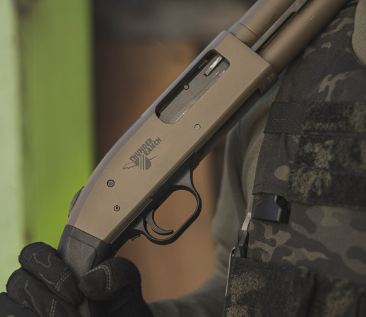 Mossberg Pro Thunder Ranch 590 e 940, un fucile a pompa e un semiautomatico optic ready Mossberg Pro Thunder Ranch 590 e 940, un fucile a pompa e un semiautomatico optic ready