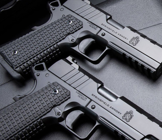 La Springfield Armory Emissary in versione total black La Springfield Armory Emissary in versione total black