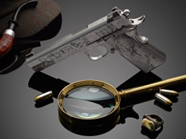 Cabot Guns Sherlock Holmes, una 1911 in giallo Cabot Guns Sherlock Holmes, una 1911 in giallo