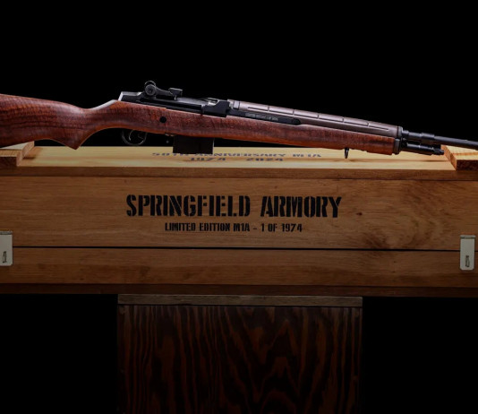 Springfield Armory M1A 50th Anniversary, una semiautomatica da collezione Springfield Armory M1A 50th Anniversary, una semiautomatica da collezione