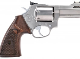 Taurus Executive Grade 692, un revolver multicalibro custom Taurus Executive Grade 692, un revolver multicalibro di lusso
