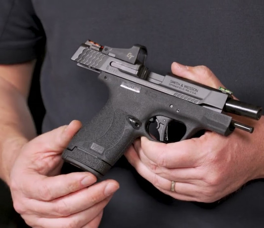 S&W M&P9 Shield Plus Performance Center calibro 9×19 mm, la prova a fuoco S&W M&P9 Shield Plus Performance Center