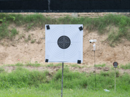 Agibilità dei poligoni, ok alla proroga fino a fine anno Agibilità dei poligoni, ok alla proroga fino a fine anno: tiro a segno, stand a cielo aperto
