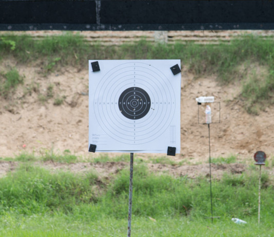 Agibilità dei poligoni, ok alla proroga fino a fine anno Agibilità dei poligoni, ok alla proroga fino a fine anno: tiro a segno, stand a cielo aperto