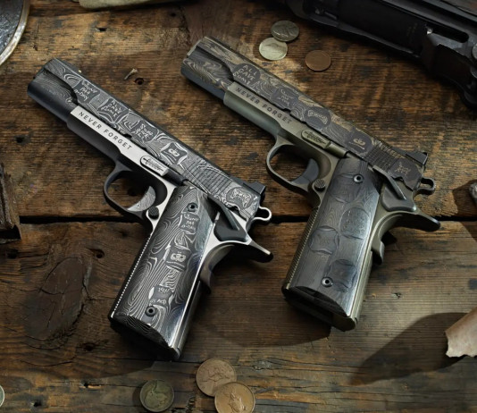 Cabot Guns D-Day, la pistola dello sbarco in Normandia Cabot Guns D-Day, la pistola dello sbarco in Normandia