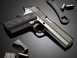 Cabot Guns Thor, il fulmine e il martello Cabot Guns Thor, il fulmine e il martello