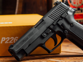 Sig Sauer P226 40th Anniversary, quarant’anni di storia Sig Sauer P226 40th Anniversary, quarant’anni di storia
