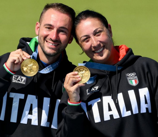 Parigi 2024, l’Italia chiude quarta nel medagliere di tiro sportivo Parigi 2024, l’Italia chiude quarta nel medagliere di tiro sportivo - Gabriele Rossetti e Diana Bacosi, medaglia d'oro nello skeet mixed team a Parigi 2024 (foto Coni)