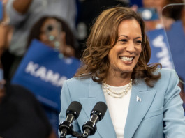 Kamala Harris a Oprah Winfrey: «Se qualcuno entra in casa mia, gli sparo» Kamala Harris a Oprah Winfrey: «Se qualcuno entra in casa mia, gli sparo»