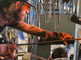 Cabot Guns pronta a svelare una nuova pistola da collezione Cabot Guns pronta a svelare una nuova pistola da collezione