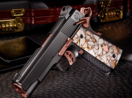 La Nighthawk Custom aggiorna la Lady Hawk: ecco il modello 2.0 La Nighthawk Custom aggiorna la Lady Hawk: ecco il modello 2.0