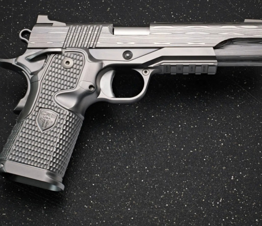 Cabot Guns potenzia la Serenity: ecco la Max Cabot Guns potenzia la Serenity ecco la Max