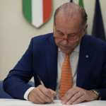 Luciano Rossi