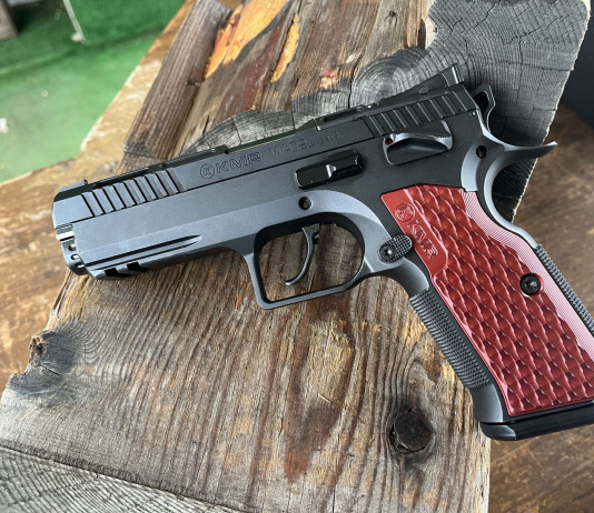 Kmr W-02 Umbra X calibro 9×19 mm, custom di serie: la prova in poligono Kmr W-02 Umbra X