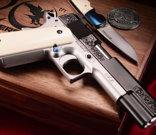 20th Anniversary: una pistola da collezione per la Nighthawk Custom 20th Anniversary: una pistola da collezione per la Nighthawk Custom