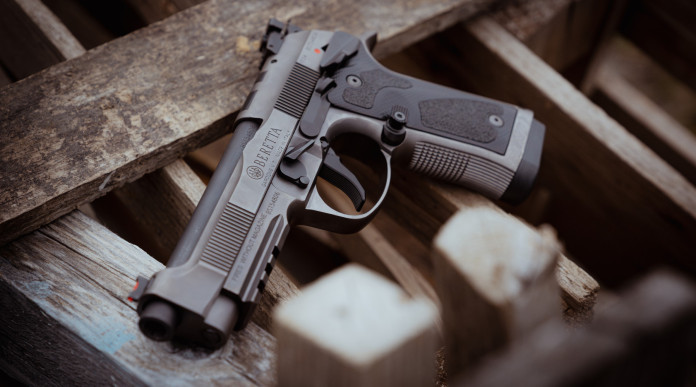 Beretta declina la 92X Performance nella Dark Series