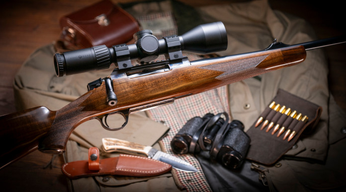 Sabatti dedica a Hemingway una carabina bolt-action