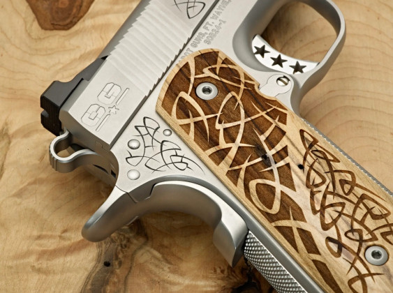 la pistola semiautomatica cabot guns tribal sob