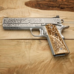lato sinistro della pistola semiautomatica cabot guns tribal sob