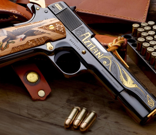 Sk Customs annuncia l’Huitzilopochtli e una nuova serie di pistole da collezione Sk Customs annuncia l’Huitzilopochtli e una nuova serie di pistole da collezione