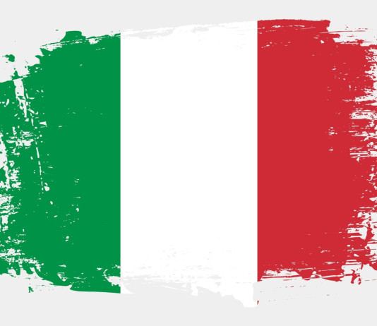 Tre italiani già qualificati alle finali di Coppa del mondo di tiro Tre italiani già qualificati alle finali di Coppa del mondo di tiro - bandiera italiana brushed