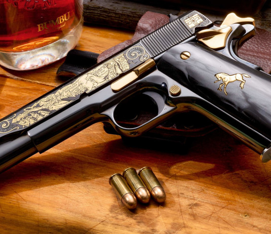 Sk Customs dedica una pistola a Miguel Hidalgo Sk Customs dedica una pistola a Miguel Hidalgo