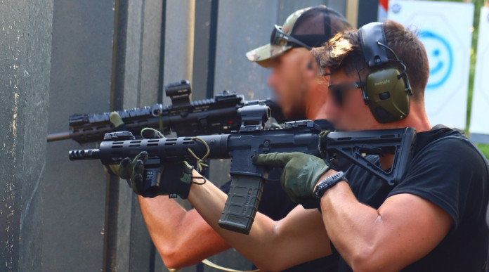 Corsi Cqb di Tactical Solution addestramento realistico per operatori professionisti Corsi Cqb di Tactical Solution addestramento realistico per operatori professionisti
