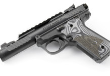 La Ruger Mark IV 22/45 Lite con le guancette G10 (e senza filettatura) La Ruger Mark IV 22 45 Lite con le guancette G10