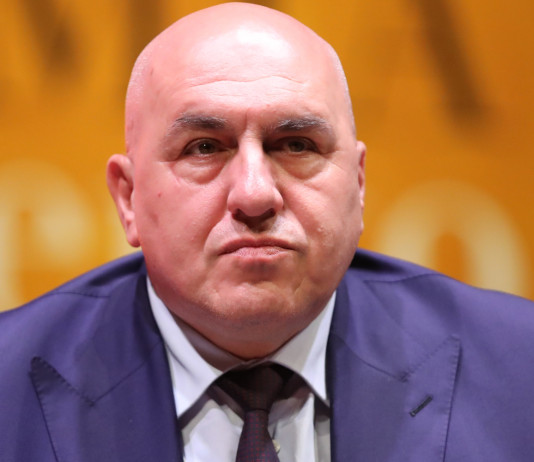 Repubblica tratteggia il piano di Crosetto sulla Difesa italiana Repubblica tratteggia il piano di Crosetto sulla difesa italiana - Guido Crosetto, ministro della Difesa