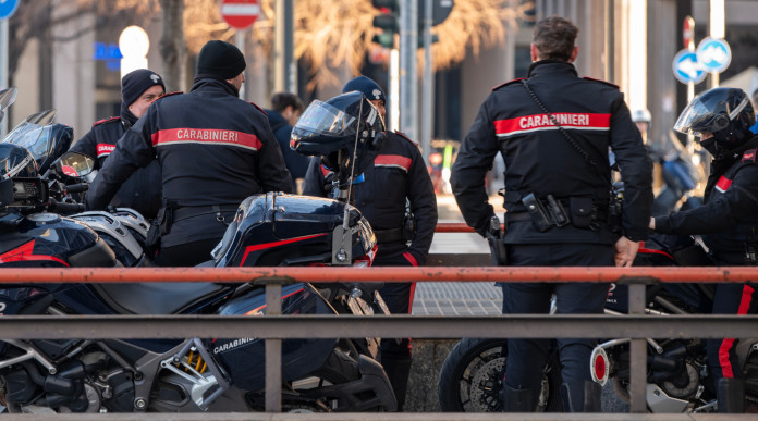 Sul porto di pistola fuori servizio il sindacato dei carabinieri scrive al governo