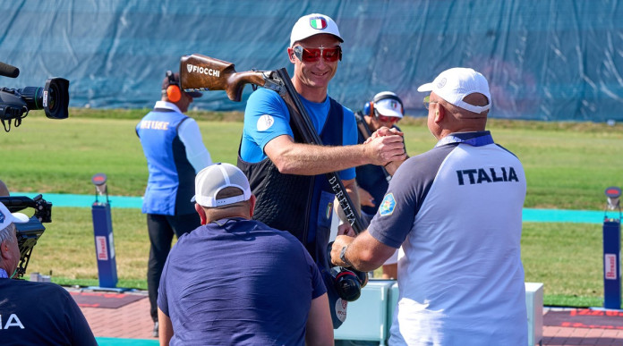 Tre italiani nelle due top five Issf 2025 di tiro a volo