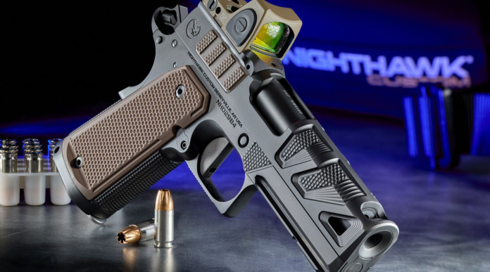 Nighthawk Custom annuncia l’Alpha Hawk