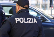 La circolare del ministero sul porto d’armi senza licenza per gli agenti fuori servizio La circolare del ministero sul porto d’armi senza licenza per gli agenti fuori servizio