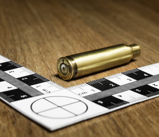A maggio e giugno online il corso Balistica 2 di Conarmi A maggio e giugno online il corso Balistica 2 di Conarmi - bossolo per analisi forense