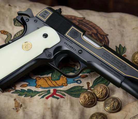 La replica di una Colt M1911 da collezione: da Sk Customs l’Ejercito mexicano Centennial La replica di una Colt M1911 da collezione da Sk Customs l’Ejercito mexicano Centennial
