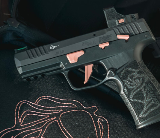 La rimfire Sig Sauer P322 nella linea Rose (col red dot Romeo Rs) La rimfire Sig Sauer P322 nella linea Rose (col red dot Romeo Rs)