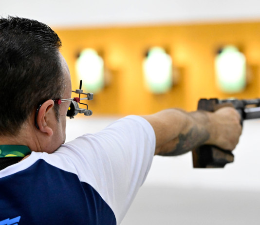 Separate finali dei Campionati italiani 10 metri da quelle 25 e 50 metri Separate finali dei Campionati italiani 10 metri da quelle 25 e 50 metri - tiro a segno con pistola
