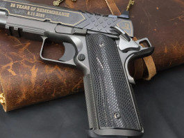 Da Sk una pistola per i 25 anni dall’11 settembre 2001 Da Sk una pistola per i 25 anni dall’11 settembre 2001