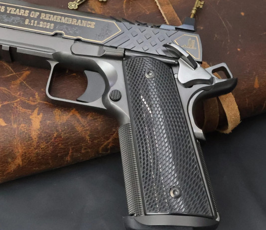 Da Sk una pistola per i 25 anni dall’11 settembre 2001 Da Sk una pistola per i 25 anni dall’11 settembre 2001