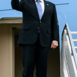 Donald Trump air force one pugno