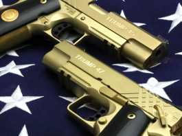 Due pistole Maga: Sk Guns annuncia le Trump 45/47 Due pistole Maga Sk Guns annuncia le Trump 45 47