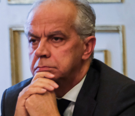 Niente risarcimento per chi subisce un danno commettendo un reato Niente risarcimento per chi subisce un danno commettendo un reato - Matteo Piantedosi, ministro dell'Interno